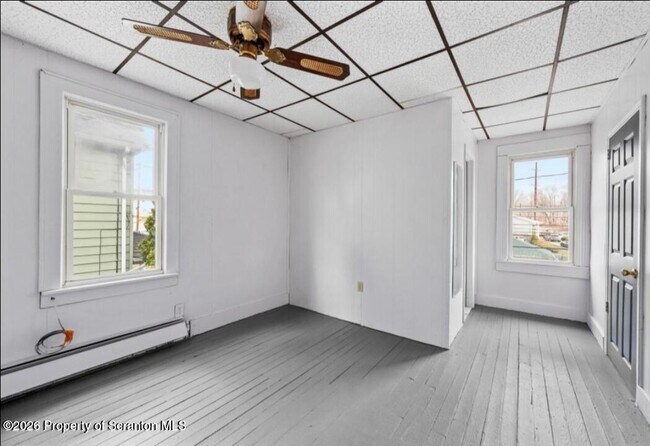 Building Photo - 1413 Bulwer St