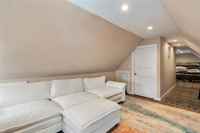 Building Photo - 38 Forest Ave