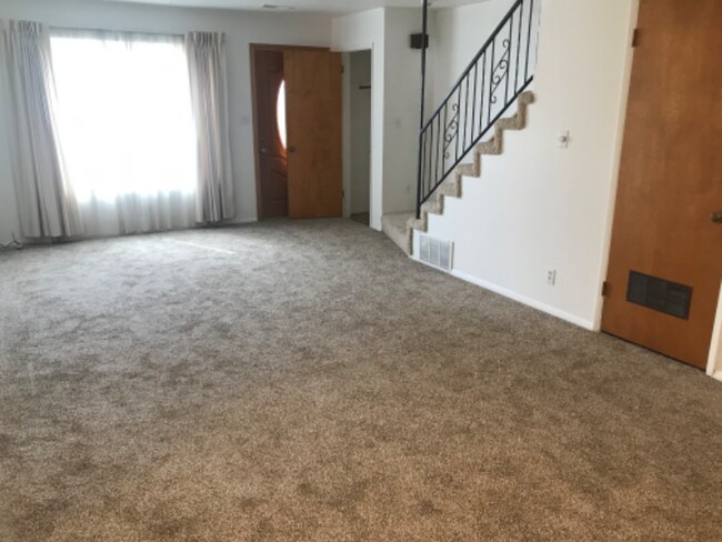 Building Photo - 968 McKinley Ave