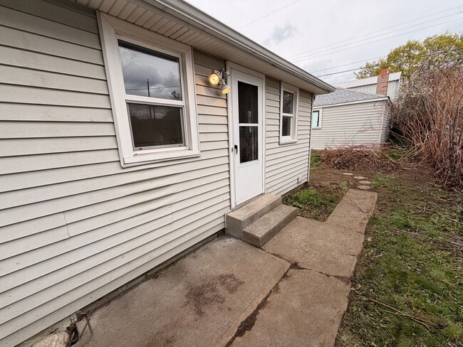 Building Photo - 3106 N Lidgerwood St