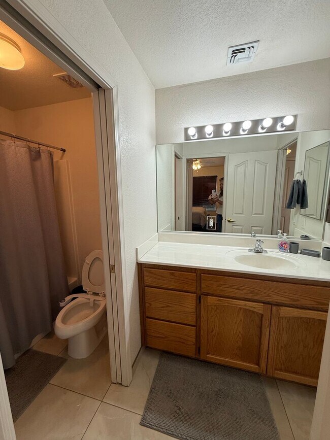 Building Photo - Yuma Meadows Townhouse - Furnished / Unfurnished