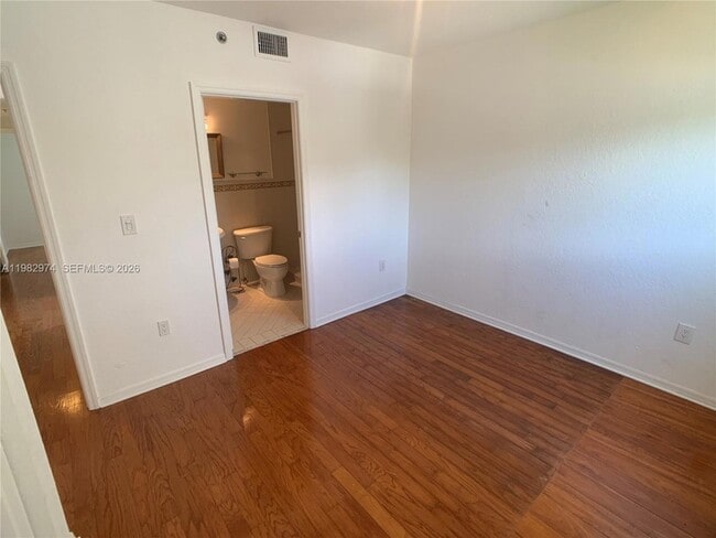 Building Photo - 1853 Jefferson Ave