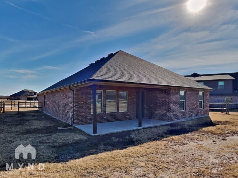 Building Photo - 28175 E 115 St S