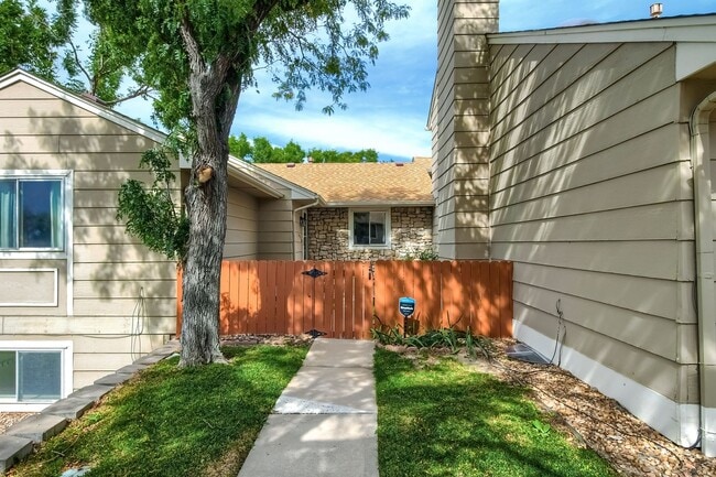 Building Photo - 3810 S Atchison Way