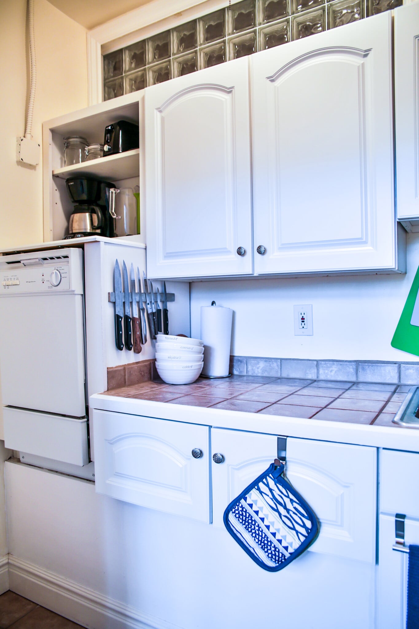 kitchen is fully stocked with everything you should need - 726 East 16th Avenue