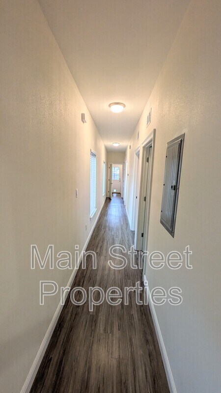 Building Photo - 2010 W Gregory St