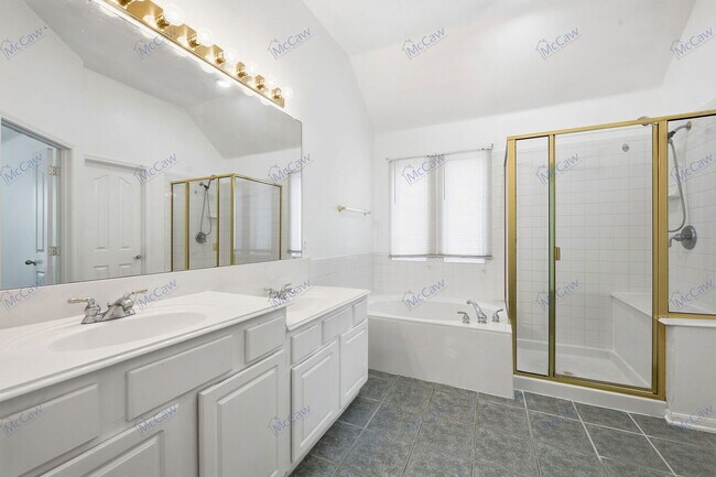 Building Photo - 3833 Tidball Dr