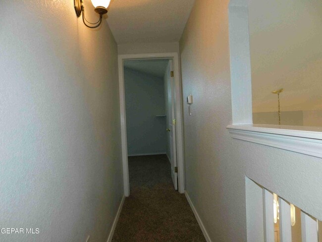 Building Photo - 5025 Ballinger Dr
