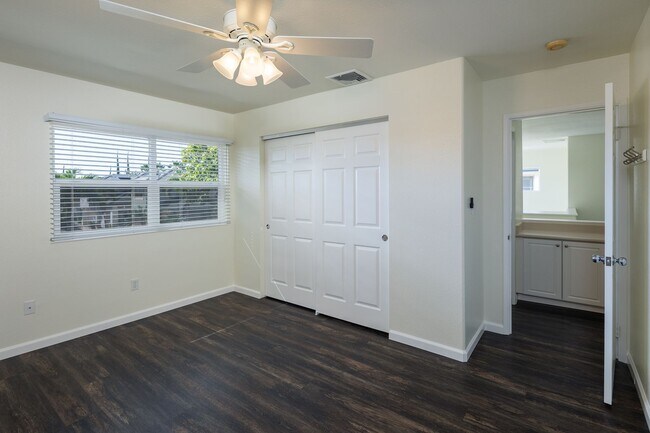 Building Photo - 4 Bed 2.5 Bath in Kapolei Iwalani