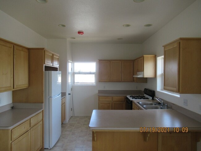 Building Photo - l31400