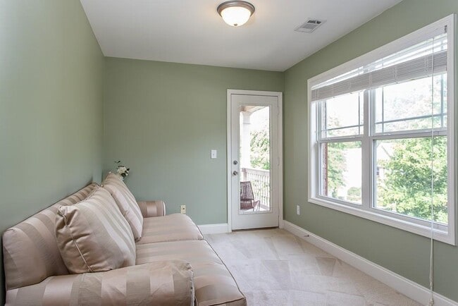 Building Photo - 1099 Arbor Grove Way