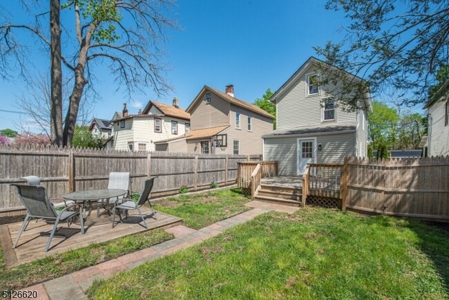 Building Photo - 108 Lafayette St