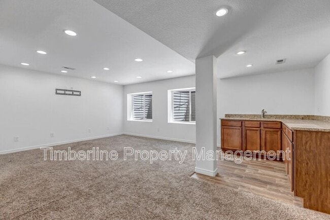 Building Photo - 10597 Mount Evans Drive