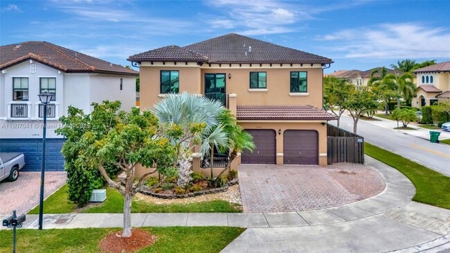 Building Photo - 10420 SW 229th Ln