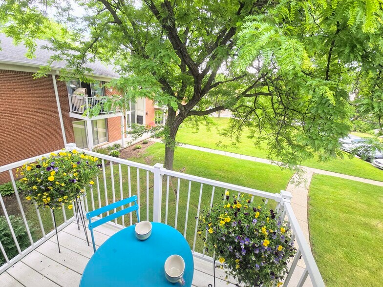 Building Photo - 16810 Edloytom Way