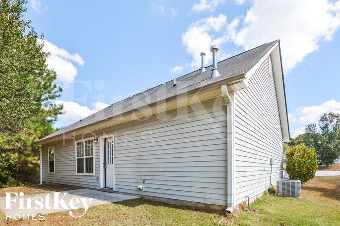 Building Photo - 4933 Serena Ct