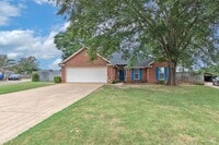 Building Photo - Prattville Rental available now!
