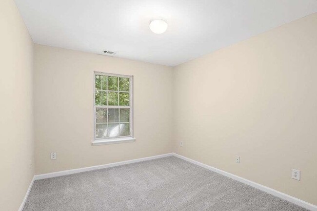 Building Photo - 2757 Keystone Ave