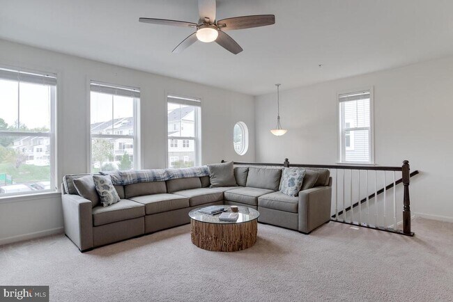 Building Photo - 311 Kahler Way