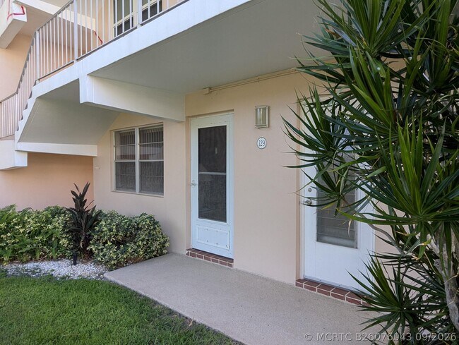 Building Photo - 1481 S Ocean Blvd