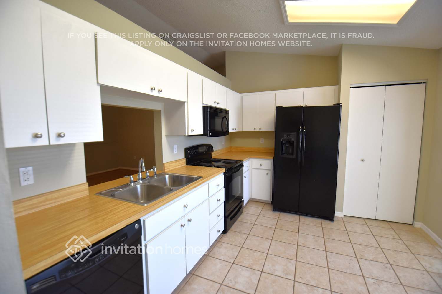 Building Photo - 12536 Draw Dr