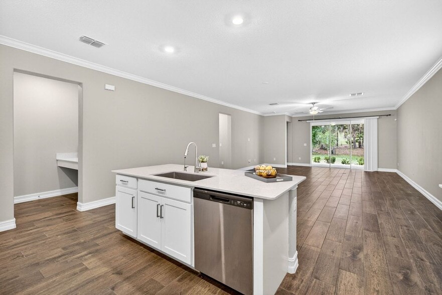 Building Photo - 19462 Forest Garden Ct