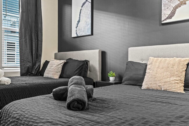 Building Photo - 3019 Jolene Ct