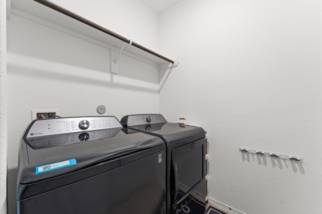 Building Photo - 23026 Undertaken Path