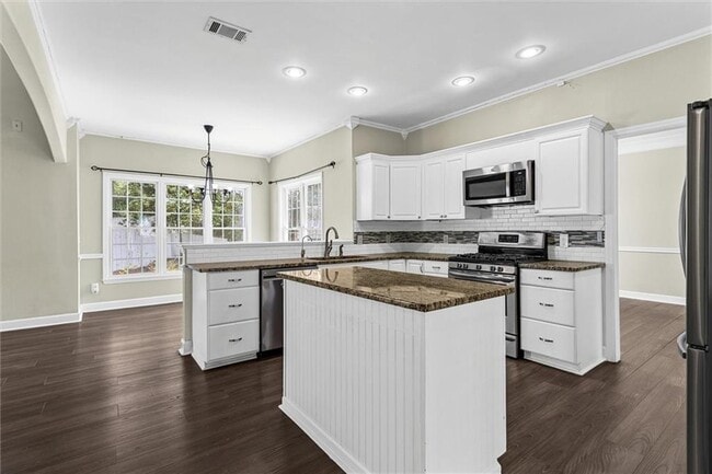 Building Photo - 11395 Brookhollow Trail