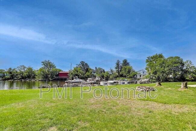 Building Photo - 8349 Bear Creek Dr
