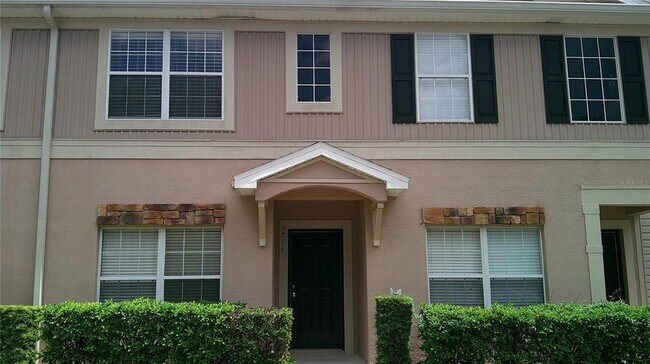 Building Photo - 5718 Fishhawk Ridge Dr