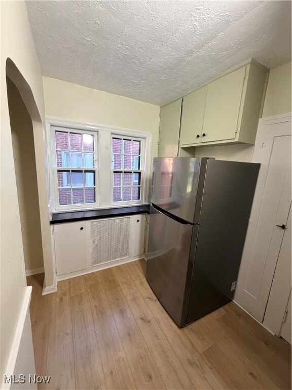 Building Photo - 18405 Newell Rd