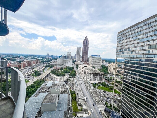 Building Photo - 400 W Peachtree St NW