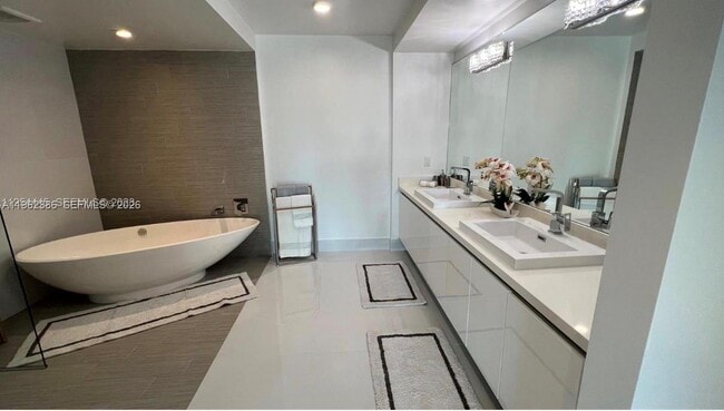 Building Photo - 330 Sunny Isles Blvd