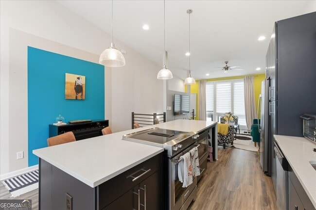 Building Photo - 444 Latta St NE