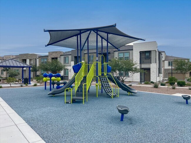 Building Photo - 1180 Heliodor Ave