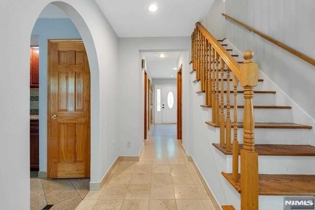 Building Photo - 68 Briarwood Ave