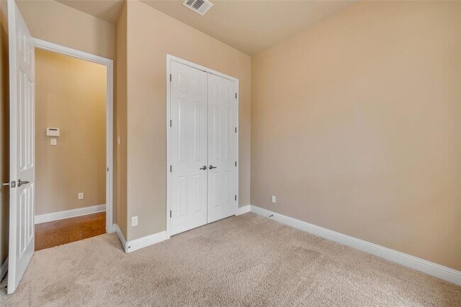 Building Photo - 10821 Crosbyton Ln