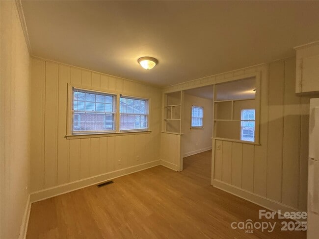 Building Photo - 4409 Brooktree Dr