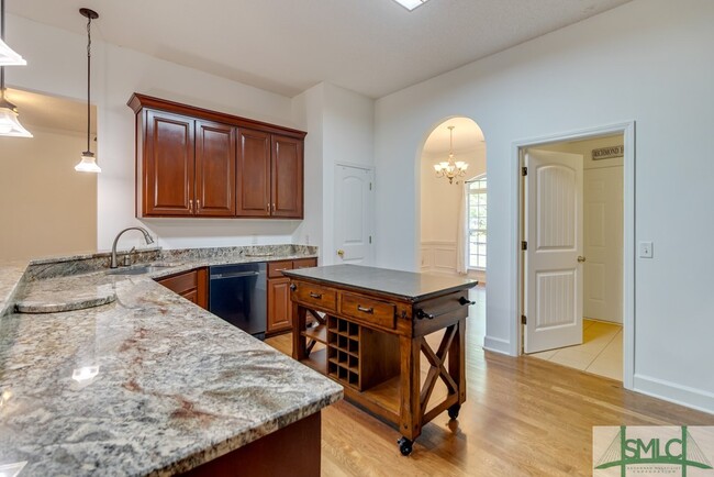Building Photo - 626 Marsh View Dr