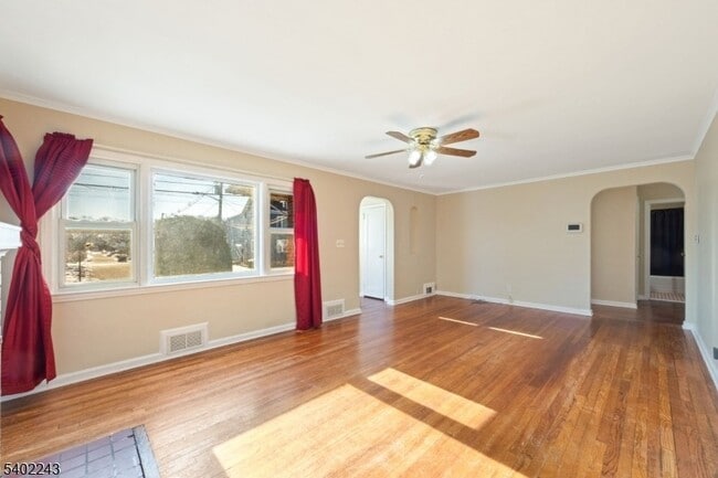 Building Photo - 298 Newark Ave