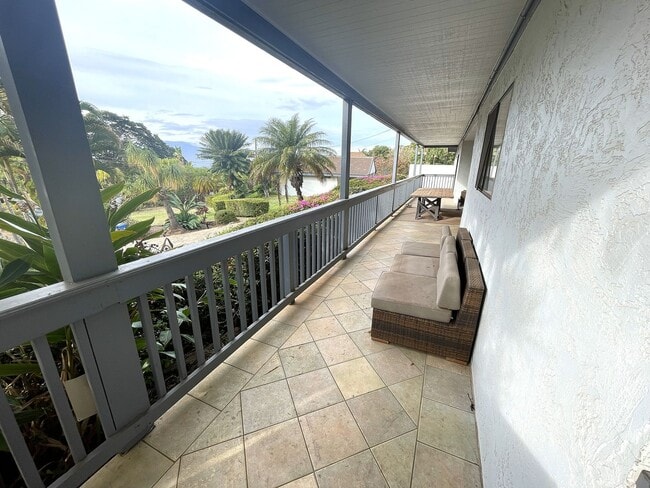 Building Photo - Maui Meadows Luxury Estate - Furnished 3 Bed/2 Bath Downstairs unit