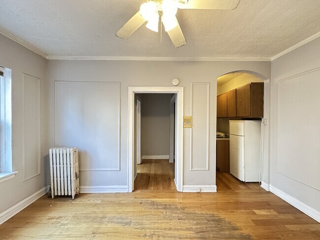 Building Photo - 2832 N Burling