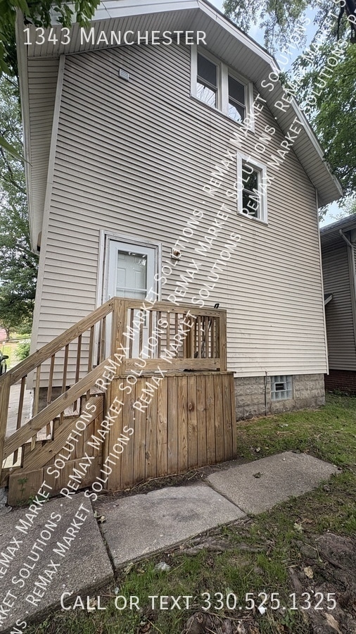Building Photo - 1343 Manchester-
