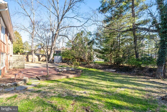 Building Photo - 7525 Salem Rd