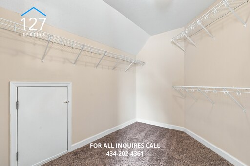 Building Photo - Comfortable & Stunning 4-Bedroom House in Prime Forest Location!
