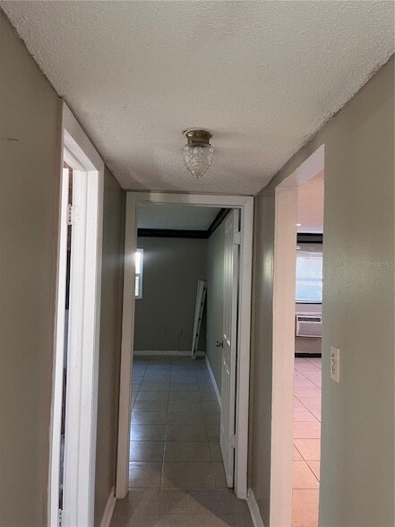 Building Photo - 1824 N Hiawassee Rd