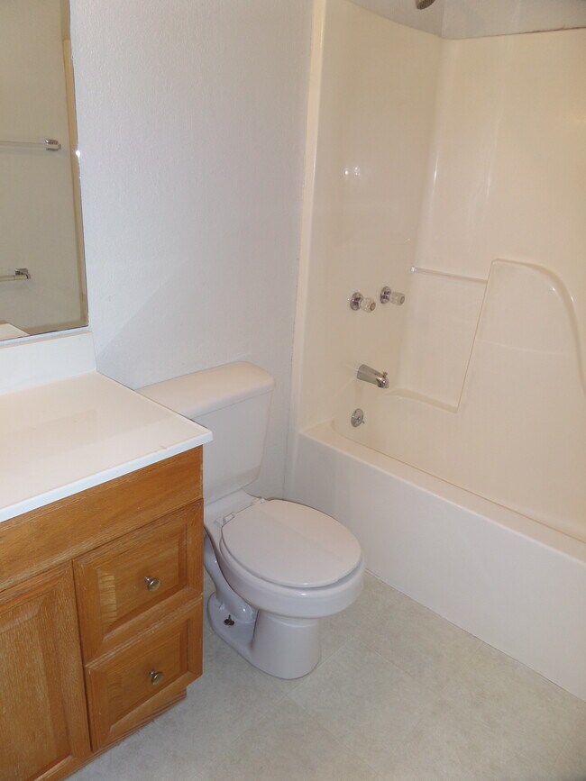 Building Photo - 22684 MO-133