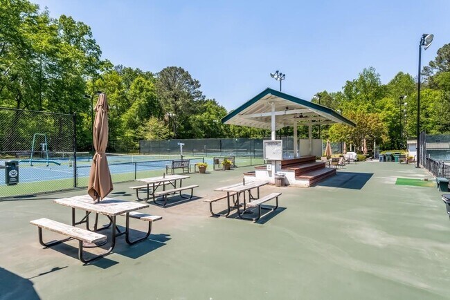 Building Photo - 336 Quail Run