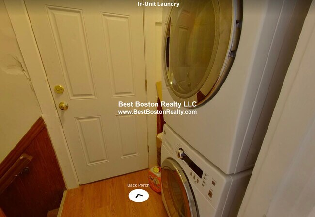 Building Photo - 25 Simpson Ave